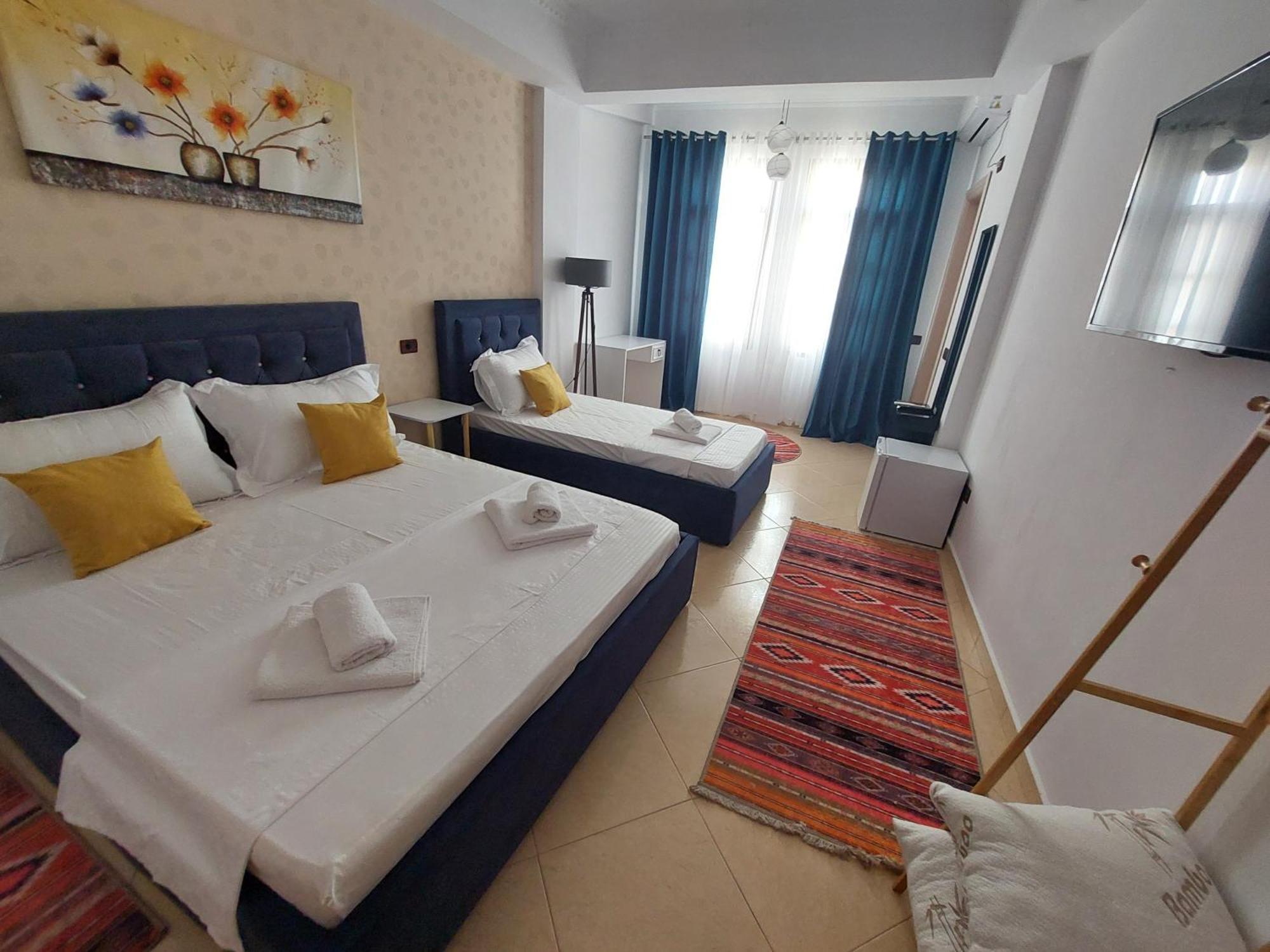 Godard Apartments Vlore Exterior photo